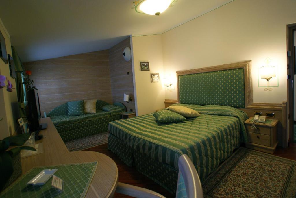 Hotel Alle Alpi Moena Pokoj fotografie